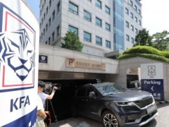 韩国警方突袭搜查韩国足协 调查高层干预选聘疑云